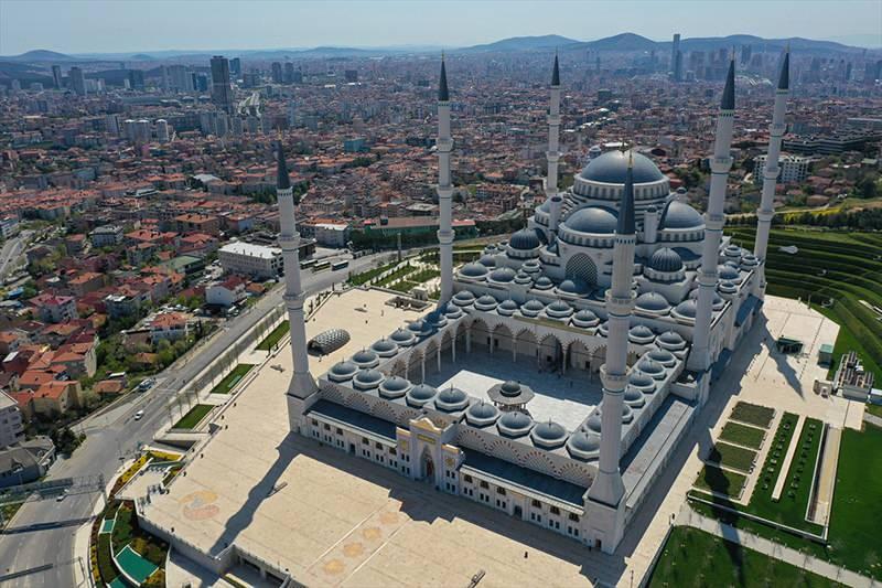 <p>Büyük Çamlıca Camisi / İstanbul</p>