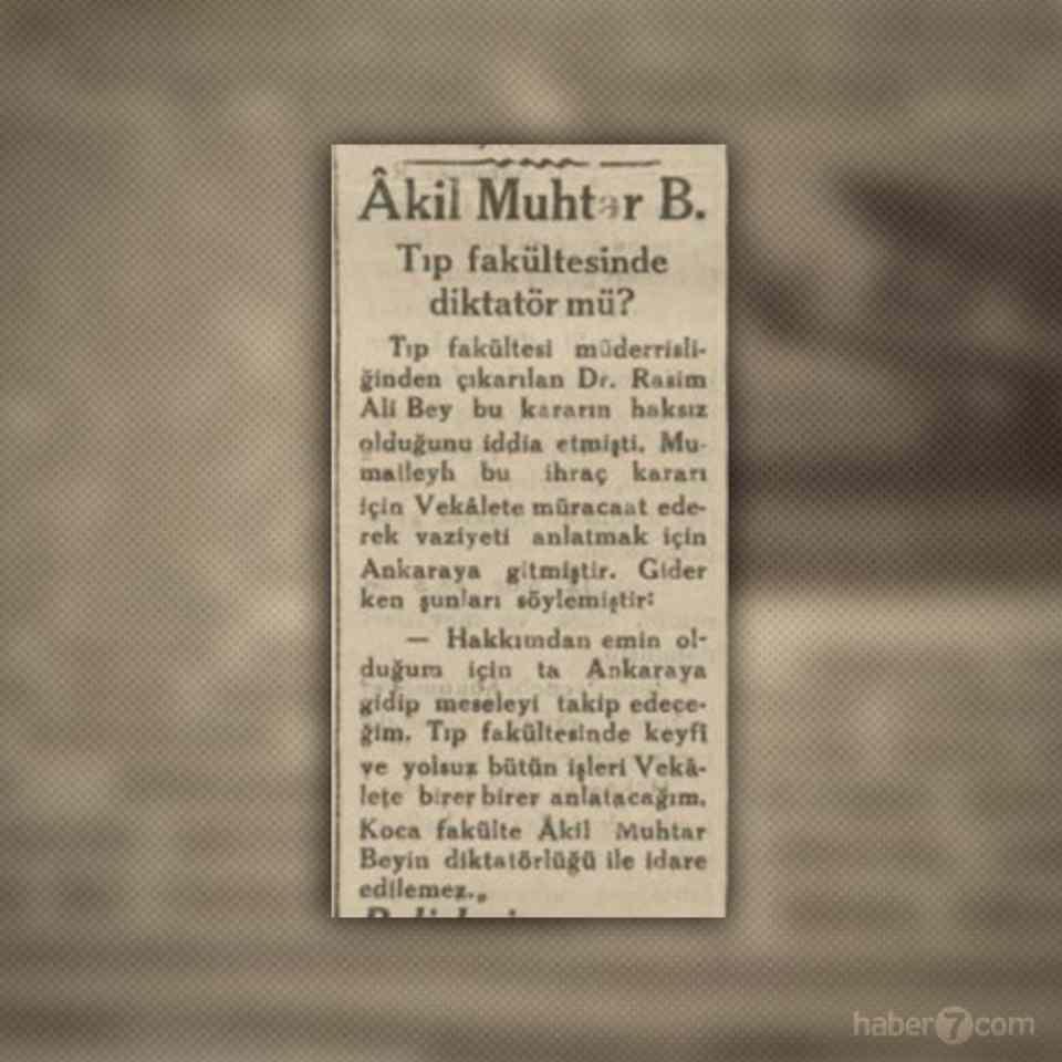 <p>14- Dr. Rasim Ali Bey, Cerrahpaşa Tıp Fakültesi hocalığından atılma sebebi olarak fakültenin başındaki Akil Muhtar Özden’i sorumlu tutuyor. İfadeleri ise çok ağır: Koca fakülte Akil beyin diktatörlüğü ile idare edilemez.</p>
