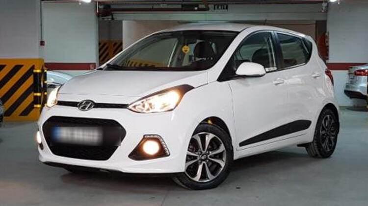 <p><span style="color:#FF8C00"><strong>Hyundai i10 </strong></span></p>

<p>Benzinli motor seçeneğiyle 2015 modelini bulabilirsiniz. 48.000 TL fiyatla satılıyor.</p>
