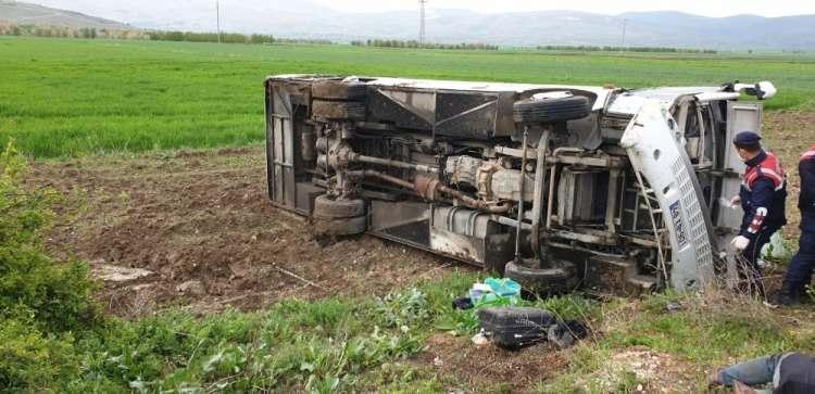 <p>Hayati tehlikeleri bulunmayan yaralıların, Muğla'da yeni tip koronavirüs nedeniyle karantina sürecini tamamlayan ve Konya ile Aksaray'a dönüş yolunda olan vatandaşlar olduğu öğrenildi.</p>