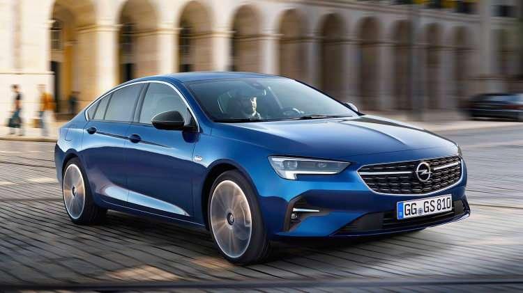 <p>Insignia için Mayıs ayında, giriş seviyesinde bile birçok yüksek teknolojiye sahip özelliği bünyesinde barındıran Insignia Enjoy modelini<strong> 259.900TL</strong>'den başlayan fiyatlarla satışa sunuyor.</p>