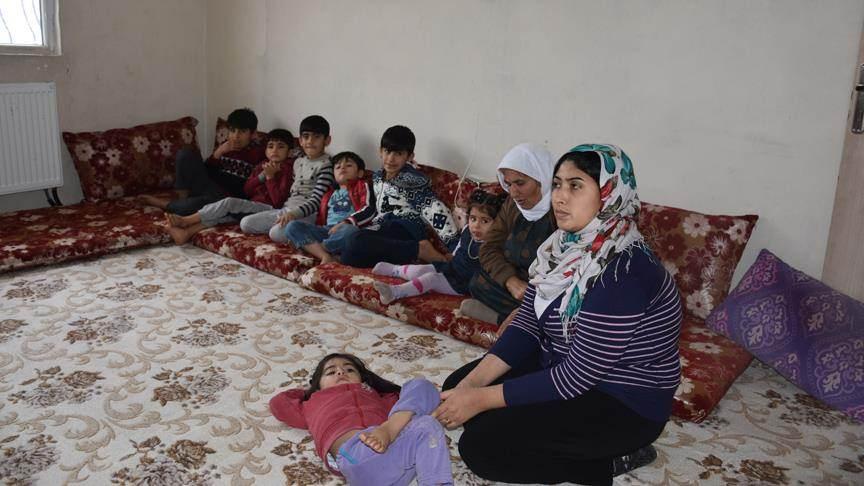 <p><strong>ŞIRNAK</strong></p>

<p>Suriyeli n&uuml;fusu:&nbsp;14 bin 973&nbsp;kişi.<br />
İl n&uuml;fusu ile karşılaştırması:&nbsp;%2,86</p>
