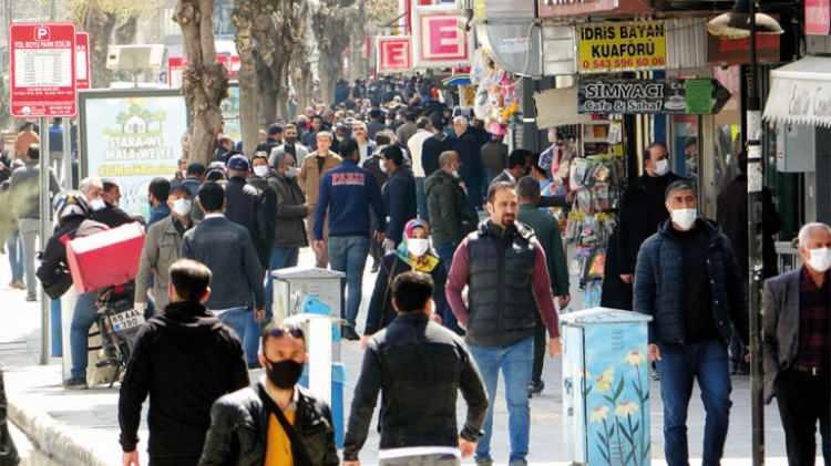 Tedbirler gevşedi, Müftüoğlu uyardı: Böyle giderse...