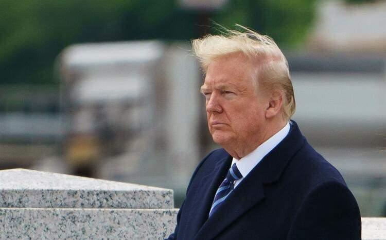 <p>HER GÜN TEST </p>
<p>ABD Başkanı Trump, Beyaz Saray yaverlerinden birinde koronavirüs çıkması üzerine yardımcısı Pence ile her gün test yaptırmaya başladıklarını belirtmişti.</p>
