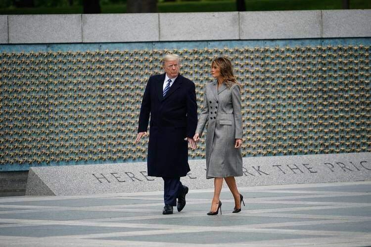 <p>Fauci, virüs riskinin düşük olduğunu ve dün yaptırdığı testin negatif çıktığını bildirdi.</p>
<p> </p>