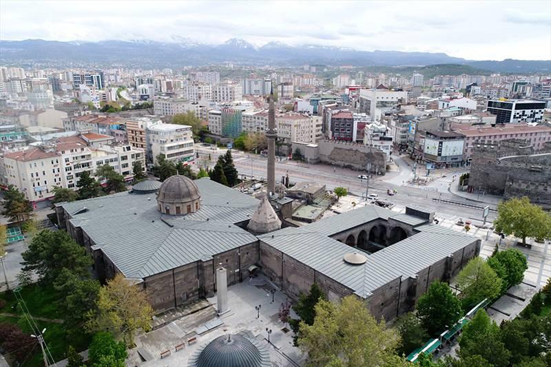 <p>Hunat Camisi / Kayseri</p>