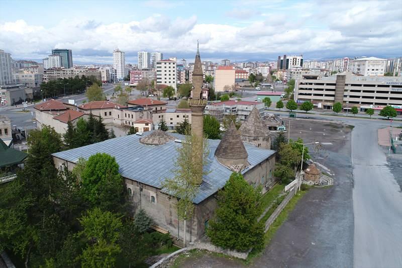 <p>Lale Camisi / Kayseri</p>
