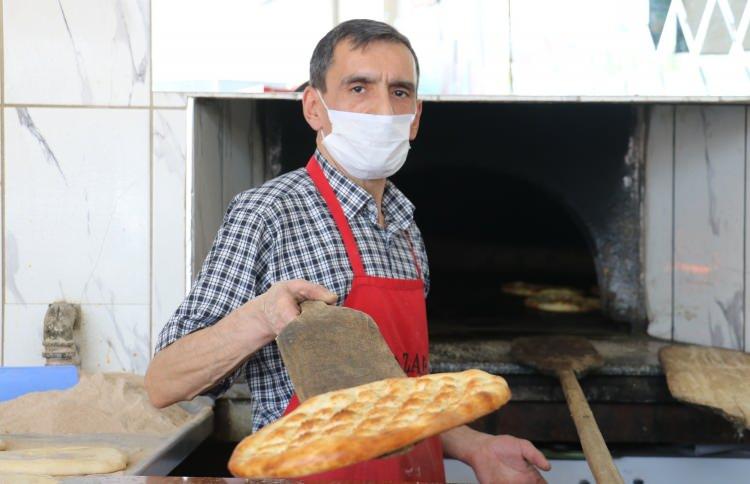 <p>Akşama kadar bitkin düşüyoruz. Yine de mecburuz” dedi.</p>