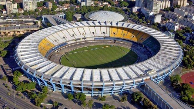 <p><strong>Maracana Stadyumu</strong></p>

<p>Kapasite: 78838</p>

<p>Ülke: Brezilya</p>

<p>Şehir: Rio de Janeiro</p>
