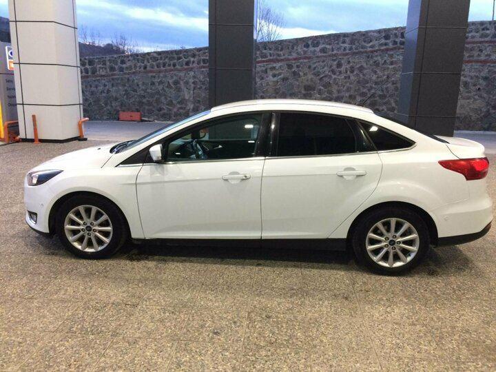 <p>2015 model Ford Focus 1.5 TDCI.</p>