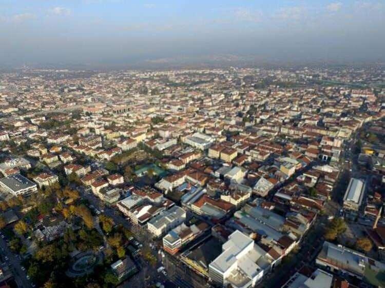 <p>2020’nin ilk 3 ayında yabancıya satış </p>
<p>Toplam<br />
<br />
Toplam hisseye isabet eden yüzölçümü (M2): 3.035.199<br />
<br />
Toplam kişi sayısı: 13.581</p>
<p>İşte o ülkeler...</p>