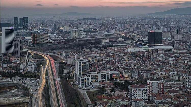 <p>Ülke: ABD<br />
<br />
Toplam hisseye isabet eden yüzölçümü (M2): 101.794<br />
<br />
Toplam kişi sayısı: 140</p>