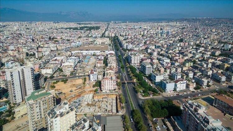 <p>Ülke: Katar<br />
<br />
Toplam hisseye isabet eden yüzölçümü (M2): 190.876<br />
<br />
Toplam kişi sayısı: 143</p>

