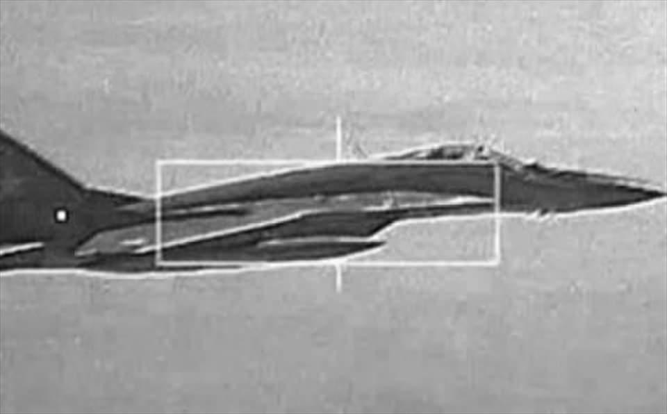 <p> Harrigian, "Rusya, Libya'da kıyılardaki üsleri ele geçirirse bir sonraki adımı uzun menzilli Geçişe Kapatma ve Alan Hakimiyeti (A2AD) silahlarını (hava savunma sistemleri) oraya yerleştirmek olacaktır. </p>
<p> </p>