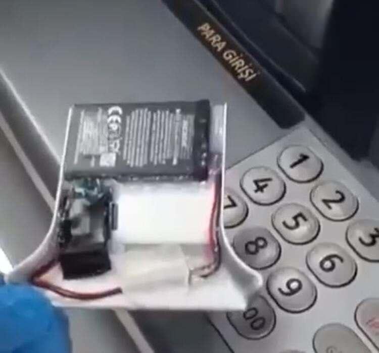 <p>Uzun saatler hiçbir desteğe ihtiyaç duymadan aktif olarak çalışıyor ve bu süre boyunca da aktif halde kalarak girdiğiniz tüm şifreleri size hissettirmeden bir bir kaydediyor.</p>

<p> </p>
