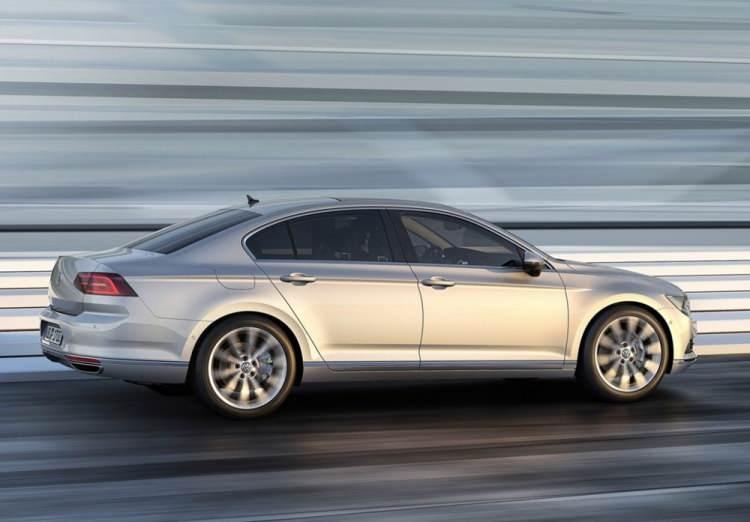 <p>6. Volkswagen Passat 1.6 TDI BMT 2016 Comfortline</p>
<p> </p>