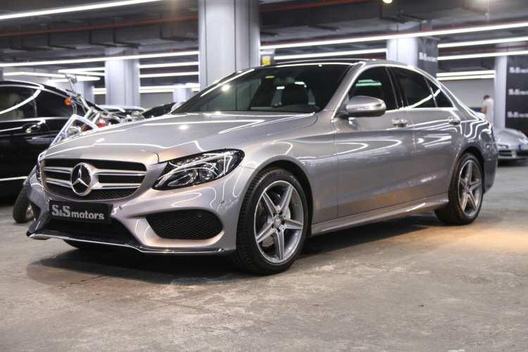<p>15. Mercedes-Benz C 200d BlueTEC 2016 AMG</p>
<p> </p>