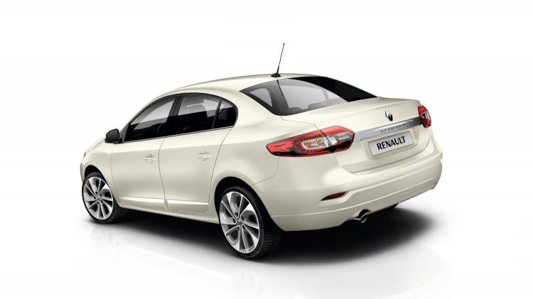 <p>18. Renault Fluence 1.5 DCI 2015 Icon</p>
<p> </p>