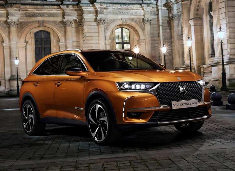 <p><span style="color:#FF8C00"><strong>DS</strong></span></p>
<p>DS Automobiles'in Mayıs ayına özel sunduğu ödeme seçeneklerinden yararlanarak, aylık yüzde 0,49 kampanya oranı ile kredi ödemelerinizi dört ay öteleyebiliyorsunuz.</p>
<p> </p>