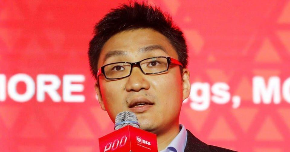 <p><strong>2. Colin Huang</strong><br />
Toplam net değer: 33.7 milyar dolar<br />
Senelik değişim: +14 milyar dolar<br />
Sektör: Teknoloji<br />
Ülke: Çin</p>

<p>Sıra: 26</p>
