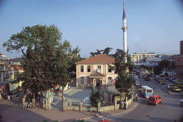<p><strong>Sakarya</strong></p>
<p><strong>1.</strong>332 cami.</p>