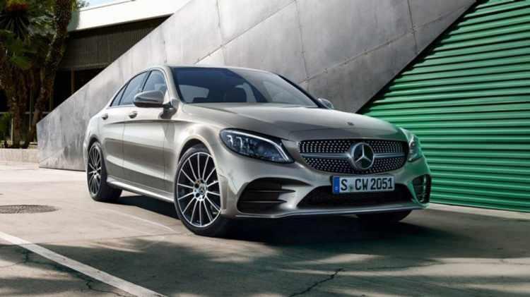 <p><strong>MERCEDES-BENZ </strong></p>
<p>6266 adet satıldı</p>
<p> </p>
