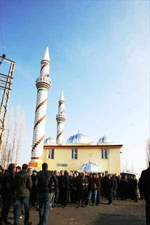 <p><strong>Iğdır</strong><br />
<br />
257 cami.</p>