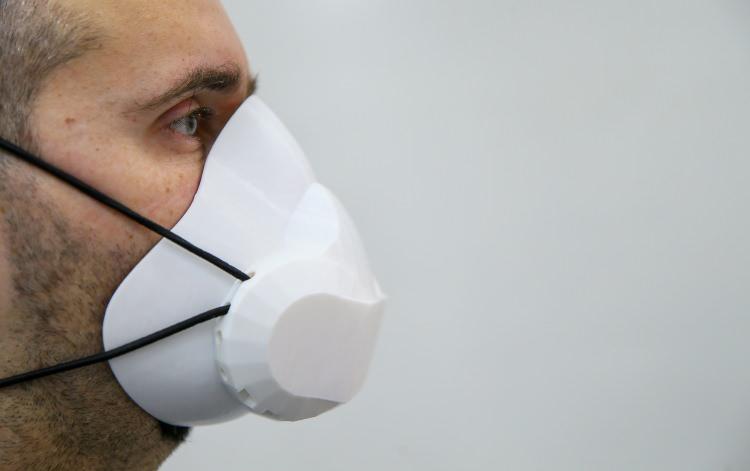 Bu maske dünyada bir ilk! Yerli üretildi