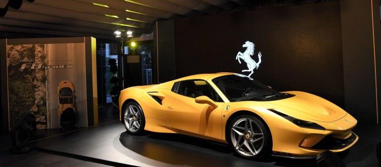 <p><strong>FERRARI</strong></p>

<p>8 adet satıldı</p>

<p> </p>
