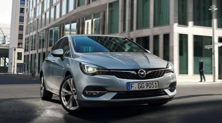 <p>2020 ASTRA HB 1.2 Benzinli MT-6 110 HP Edition</p>

<p>Haziran ayı kampanyalı fiyatı <strong>180.200 TL</strong></p>
