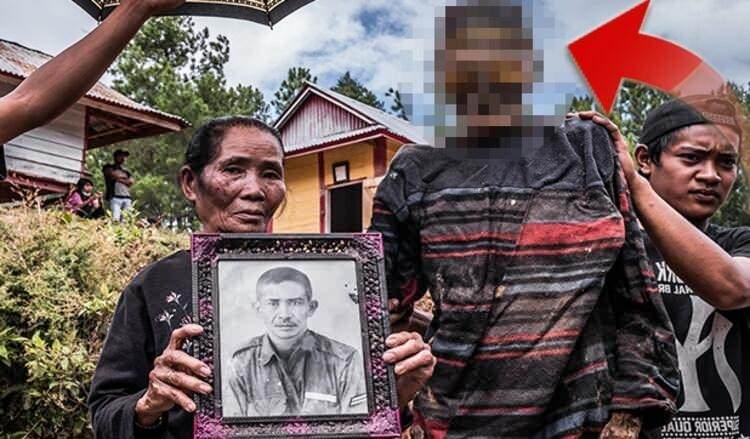 <p><strong>&Ouml;l&uuml;leri mezardan &ccedil;ıkarıp giydiriyorlar</strong></p>

<p>Endonezya'nın G&uuml;ney Sulawesi B&ouml;lgesi'nde &lsquo;Ma'nene&rsquo; olarak adlandırılan rit&uuml;el, t&uuml;yleri diken diken ediyor. B&ouml;lgede yaşayanlar, her &uuml;&ccedil; yılda bir &ouml;l&uuml;lerine olan saygılarını g&ouml;stermek ve onları onurlandırmak i&ccedil;in mezarları a&ccedil;ıyorlar. A&ccedil;ılan mezarlardan &ccedil;ıkarılan &ouml;l&uuml;lerin &uuml;zerlerindeki giysiler temizleniyor, gerekirse yenileri giydiriliyor.</p>
