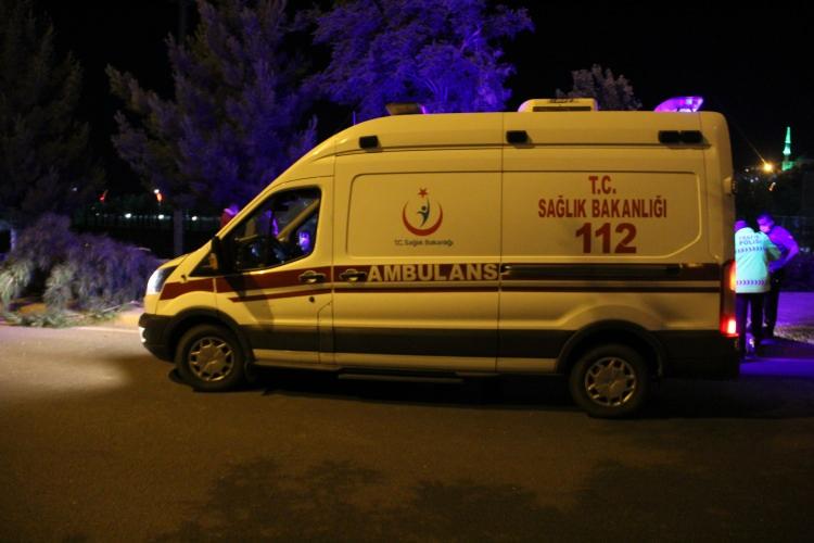 <p>Olayla ilgili güvenlik güçleri tarafından geniş çapta inceleme başlatırken, özel harekat ekipleri etten duvar ördü.</p>