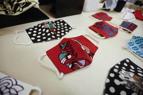 MEB'den &ccedil;ocuklar i&ccedil;in rengarenk &ouml;zel maskeler