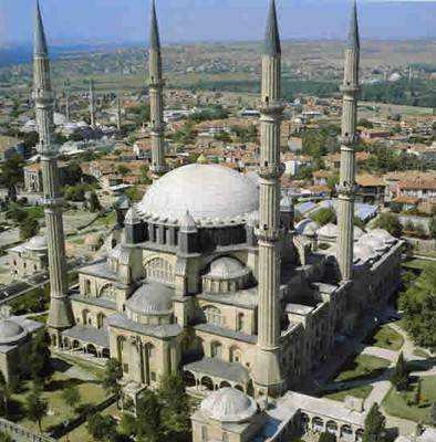 <p><strong>Edirne</strong><br />
<br />
406 cami.</p>