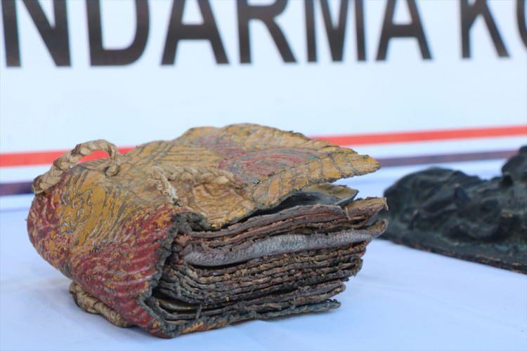 Diyarbakır'da ele geçirildi! Paha biçilmez değere sahip