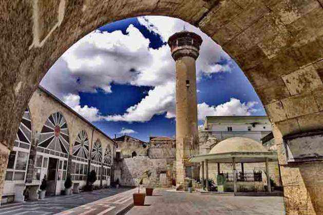 <p><strong>Gaziantep<br />
<br />
1.0</strong>60 cami.</p>