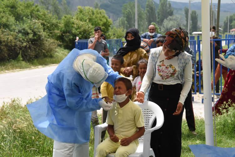 <p>Şu anda bütün işçilere ve çocuklara test yapılıyor. Bakalım sonuç ne çıkacak'' dedi.</p>