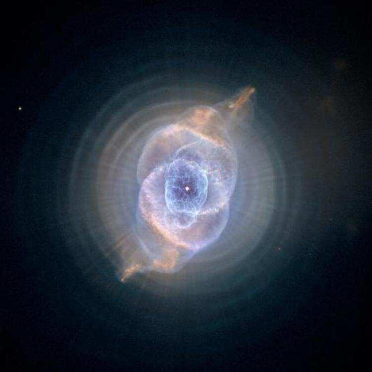 <p>Kedi Gözü Bulutsusu (Cat's Eye Nebula)</p>

<p> </p>

