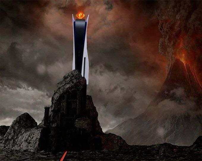 <p>PlayStation 5'i Yüzüklerin Efendisi serisinden tanıtığımız Sauron'un kulesine benzeten kişiler de oldu.</p>
