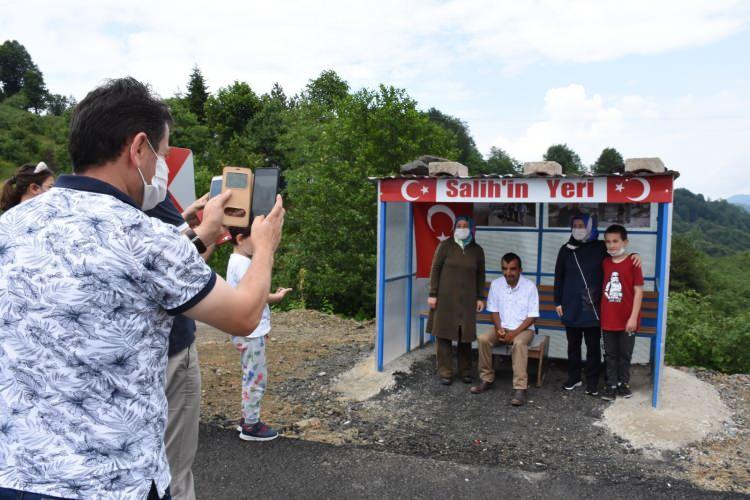 <p>Ziyaretçilerden İsmail Atar da Ordu ile ilgili yaşanmış bir hadiseden kaynaklı bir sorunun çıkmasının kendilerini de şaşırttığına işaret ederek, şöyle konuştu:</p>

<p> </p>
