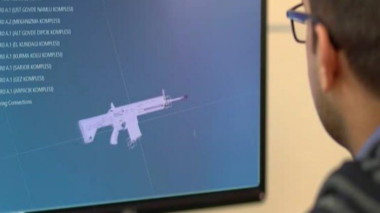 <p>Bir fabrikamız da bitmek üzere, Temmuz sonu itibarıyla imalata başlayacak İhtisas Sanayi Bölgemizde. Biliyorsunuz Kırıkkale savunma sanayisinin üssü konumunda. Makine Kimya Endüstrisi Kurumu ile beraber kurulan bir şehir Kırıkkale. Dolayısıyla savunma sanayi şehri" dedi.</p>
