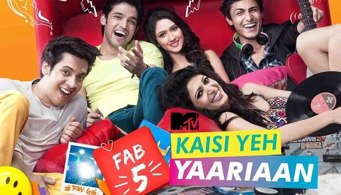 <p><strong>KAİSİ YEH YAARİAAN</strong></p>
<p>Kaisi yeh yaariaan dizisi Kore'de izlenme rekorları kıran Boys over Flowers dizisinin Hindistan versiyonu olarak 337 bölümle yayınlandı. Aynı zamanda türkçeye uyarlanan başarılı bir gençlik dizisi.</p>