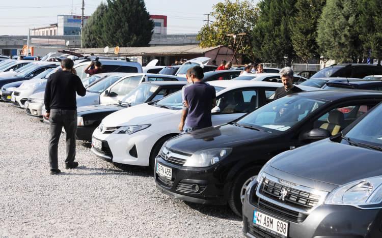 <p><strong>Aylık kaskonun getirileri nelerdir? </strong></p>
<p>Poliçenin düzenlendiği kredi kartınızla her ay otomatik ödeme yapıyorsunuz. Kredi kartınıza bloke uygulanmıyor.</p>