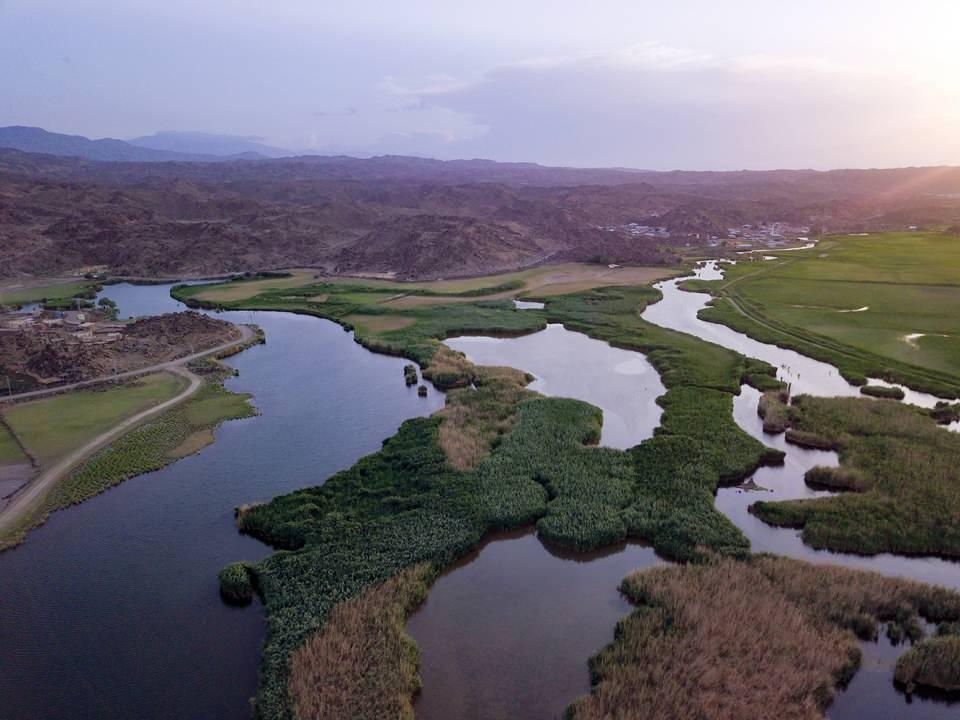 <p>T&uuml;rkiye'nin en y&uuml;ksek noktası olan 5 bin 137 metre y&uuml;ksekliğindeki Ağrı Dağı'nın eteklerini &ccedil;evreleyen milli park, flora ve fauna a&ccedil;ısından b&ouml;lgenin en &ouml;nemli zenginlikleri arasında yer alıyor.</p>

<p>&nbsp;</p>
