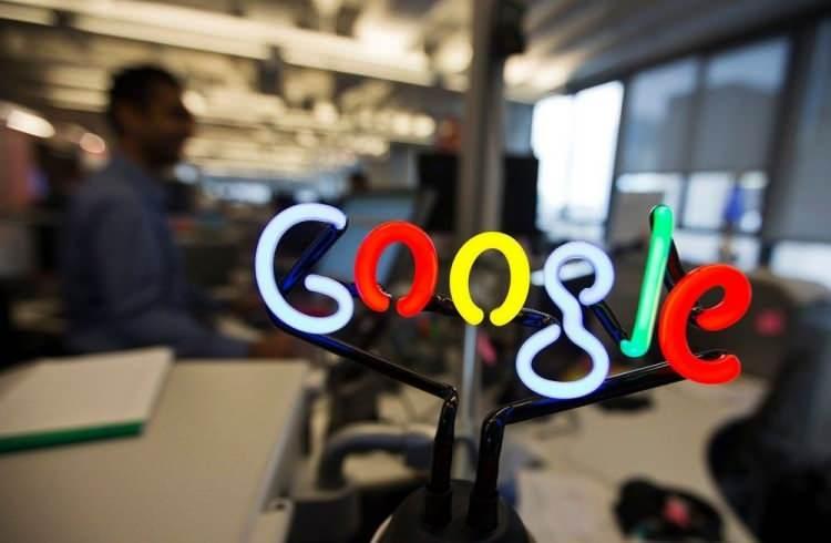 <p><strong>4- Google</strong><br />
Marka değeri: 323,6 milyar dolar</p>
