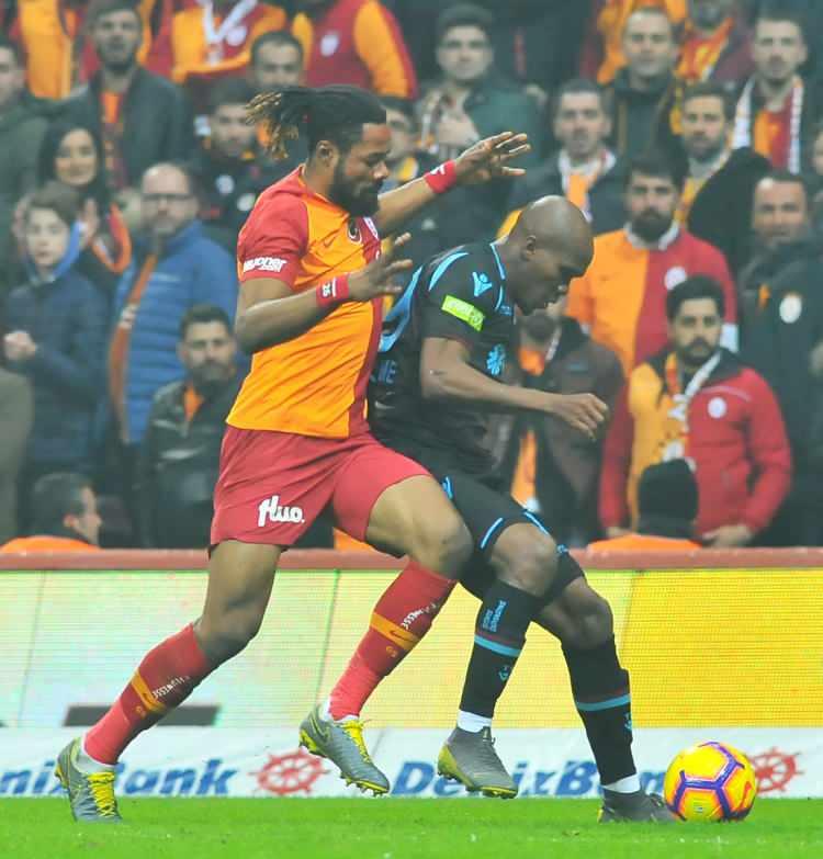 <p>Bordo-mavililer, geçen sezonun 21. haftasında 10 Şubat 2019'da deplasmanda Galatasaray karşısında aldığı 3-1'lik mağlubiyetin ardından İstanbul temsilcileri karşısında yenilgi yaşamadı.<br />
<br />
Karadeniz ekibi, söz konusu rakipleri karşısında 12 lig maçı oynarken 4 galibiyet, 8 beraberlik aldı.</p>
