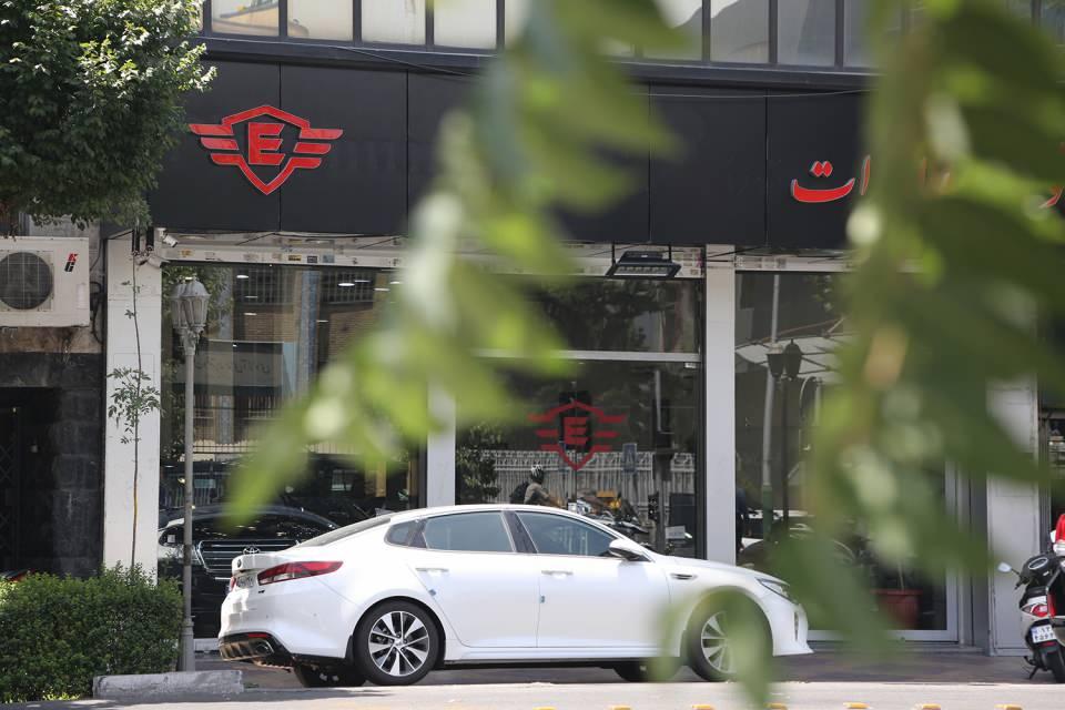 <p>Seyid Emir Caferi ise otomobil fiyatlarının çok yüksek olması nedeniyle tehlikelerine rağmen motosiklet kullandığını söyledi.</p>
<p> </p>