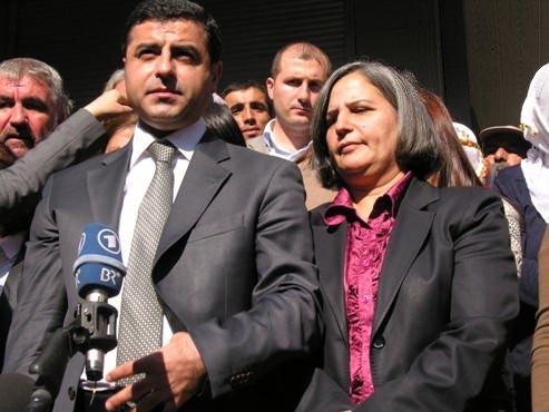 Gültan Kışanak ağlayarak o teröristin mektubunu okumuştu, PKK ölümünü 8 ay gizledi