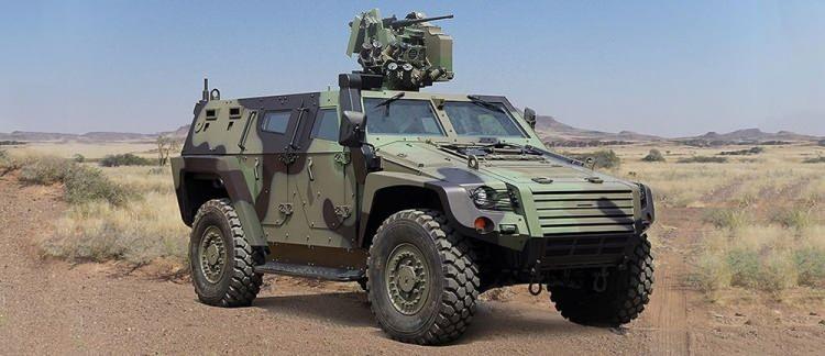 <p>COBRA II<br />
Cobra II platformu üzerine geliştirilen Cobra II Yük Taşıyıcı Zırhlı Araç, Cobra II’nin sahip olduğu üstün arazi ve manevra kabiliyetine sahip. Araç, gece ve gündüz, zorlu arazi ve iklim koşullarında, farklı operasyon bölgelerinde ihtiyaca cevap verebilecek.</p>
<p>Cobra II Yük Taşıyıcı Zırhlı Araç, gelişmiş hareket kabiliyetinin yanı sıra operasyon bölgesinde görev yapan diğer araçlarla uyumlu yüksek koruma sağlayacak.</p>
<p>Yüksek taşıma kapasitesiyle dikkat çeken araç, 2,5 ton faydalı yük taşıma imkanı sunuyor.</p>