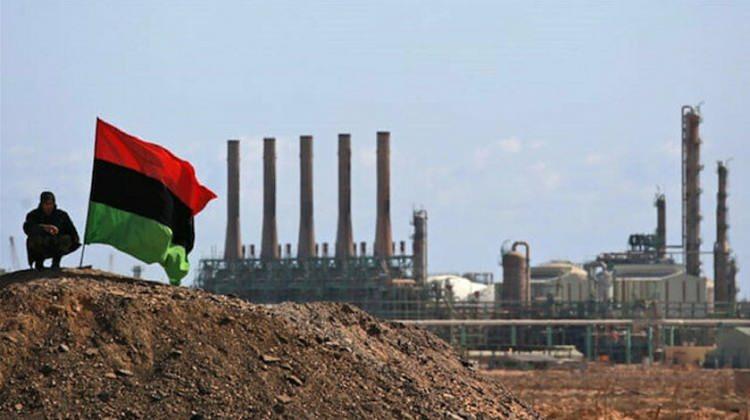 Libya'da Hafter yanlılarından sürpriz petrol hamlesi!